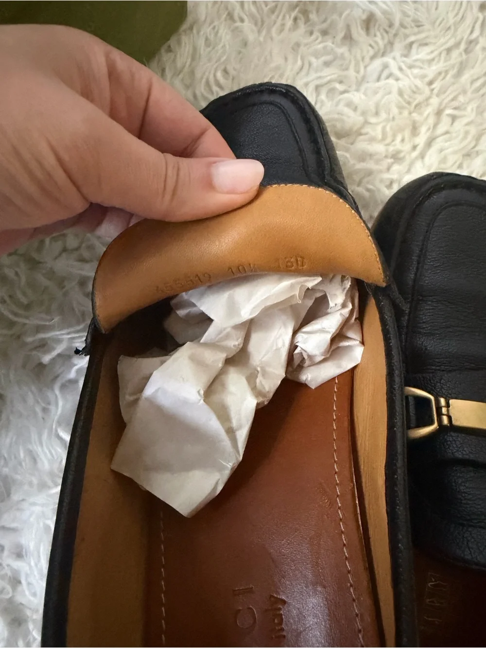 Gucci Black Leather Men’s Loafers with Gold Horsebit